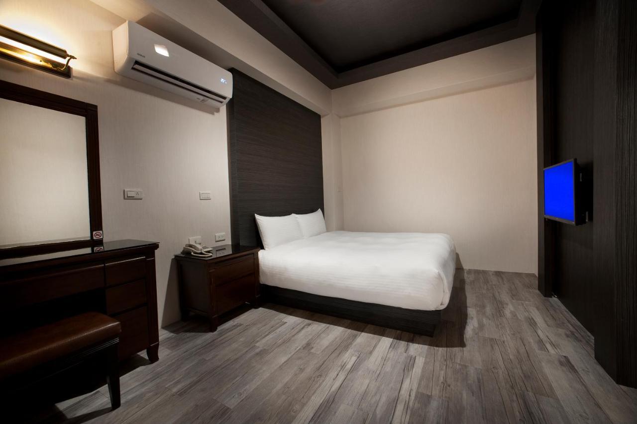 Two Fukun Hotel Jiaoxi Eksteriør billede