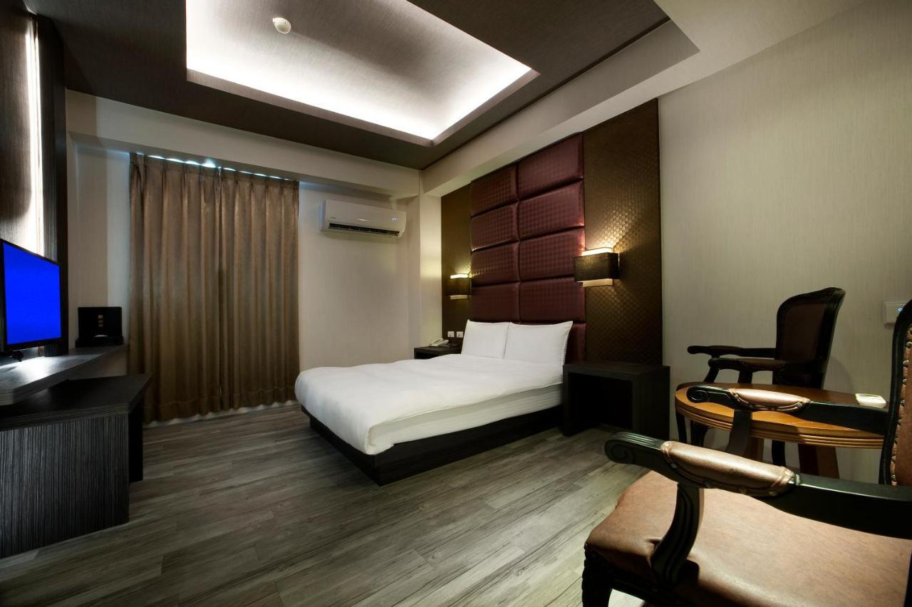 Two Fukun Hotel Jiaoxi Eksteriør billede