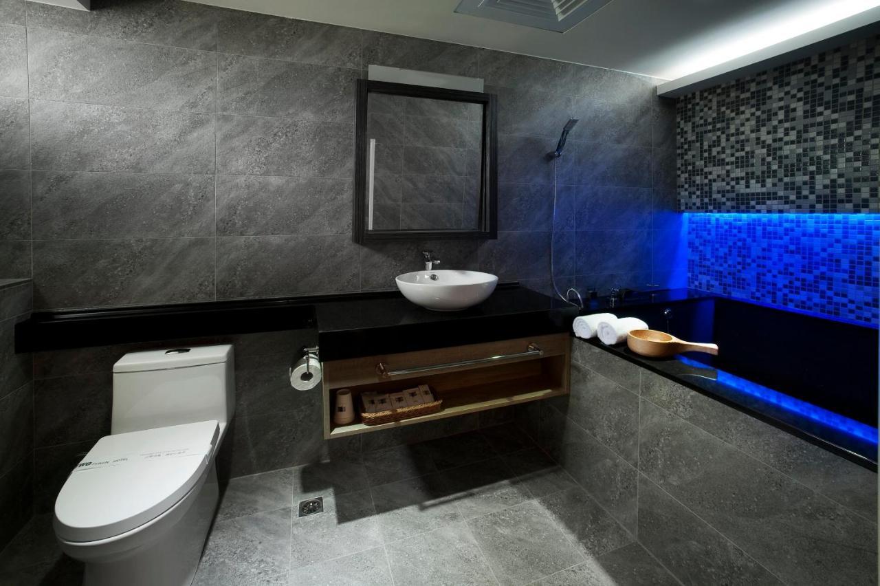 Two Fukun Hotel Jiaoxi Eksteriør billede